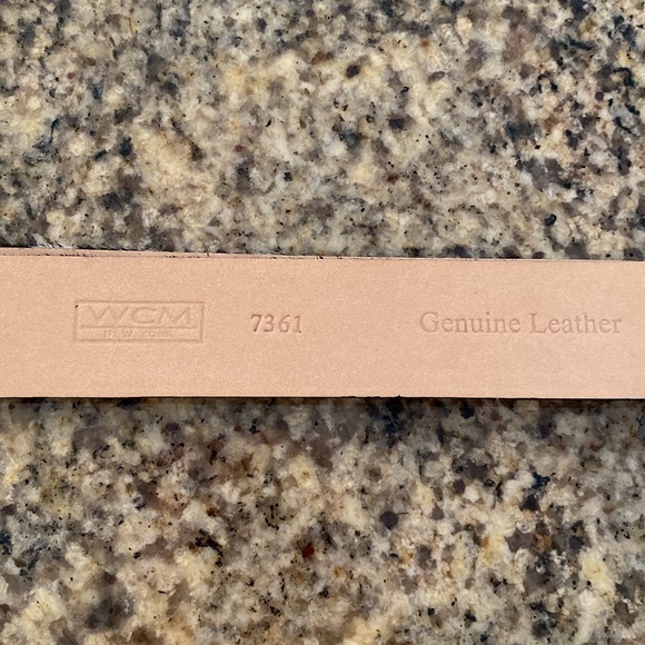 Zebra Print belt, adjustable from 26 in to 46 in, leather - Picture 4 of 4